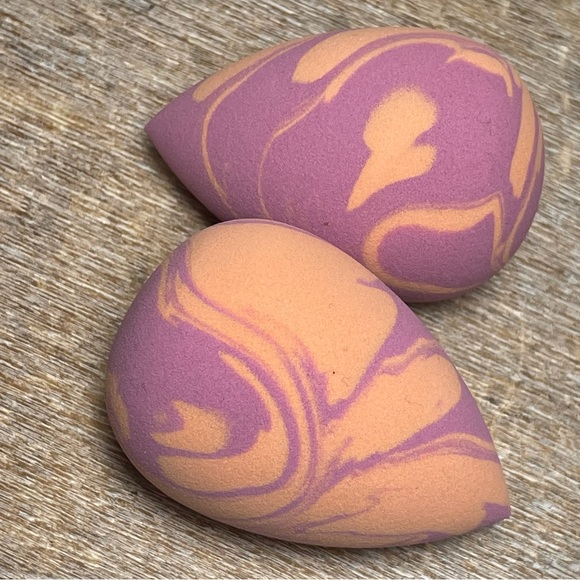 Lot of 2 Ulta Beauty Blender Sponges Standard Size Pink Orange Swirl Brand New - Picture 2 of 11